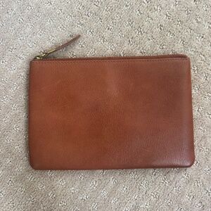 Madewell Leather Pouch Clutch, Brown/Cognac, NWT